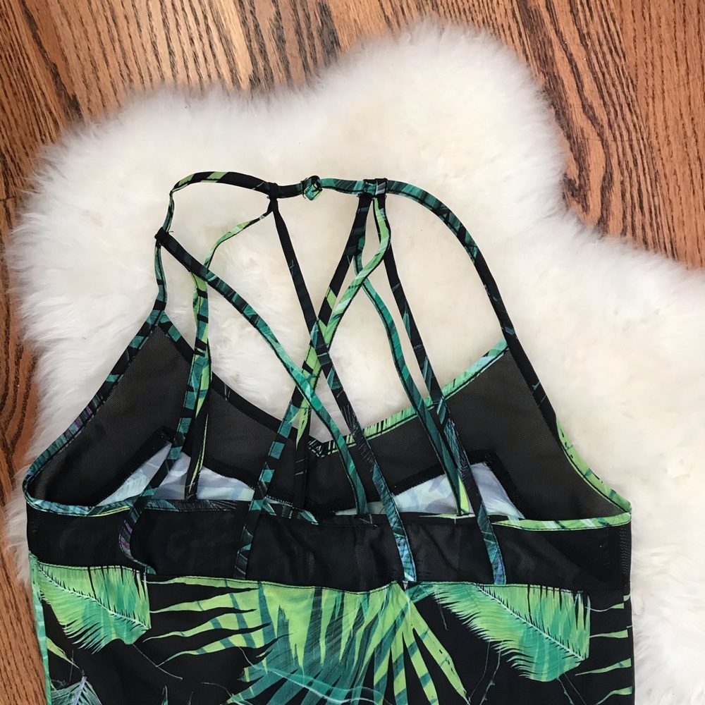 🌴 FABLETICS romper - Picture 11 of 12